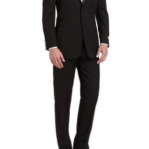 IKE EVENING BY IKE BEHAR
Slim Fit Wool Tuxedo 38R